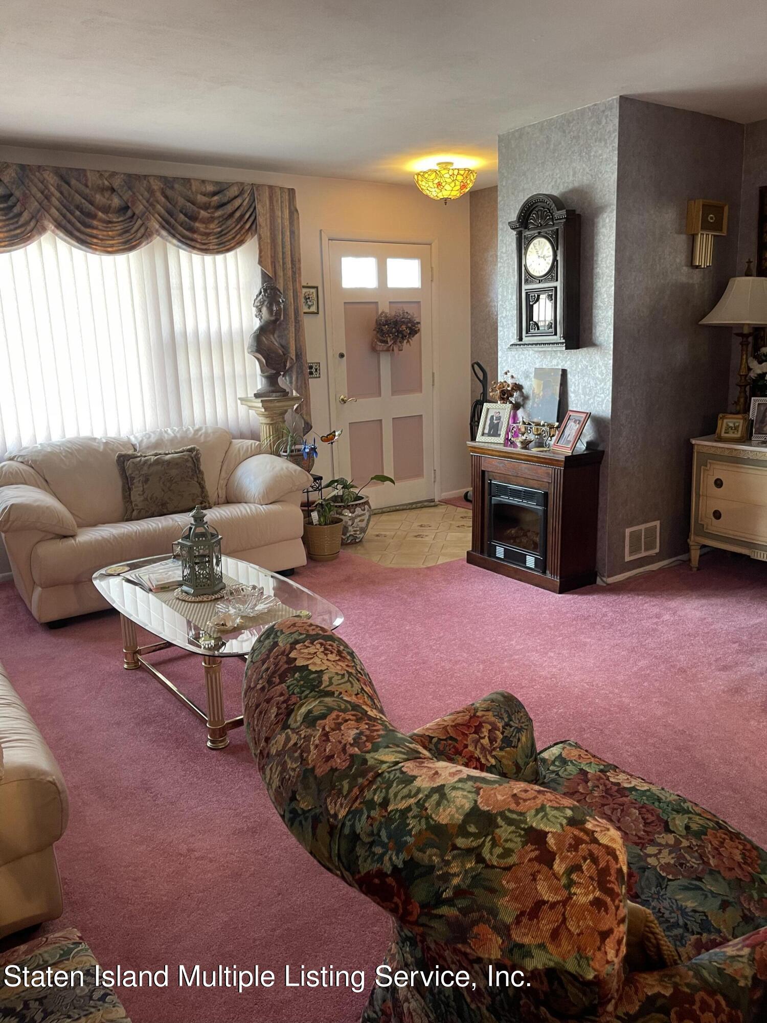 462 Beach Road Staten Island, NY 10312 - Photo 27 of 38 29D9C668-4C8C-4E25-832F-DFE412AF6D1E