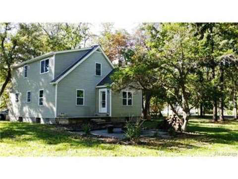 5510 East Potter Road Burton, MI 48509 - Photo 28 of 30 20426545-27.JPG