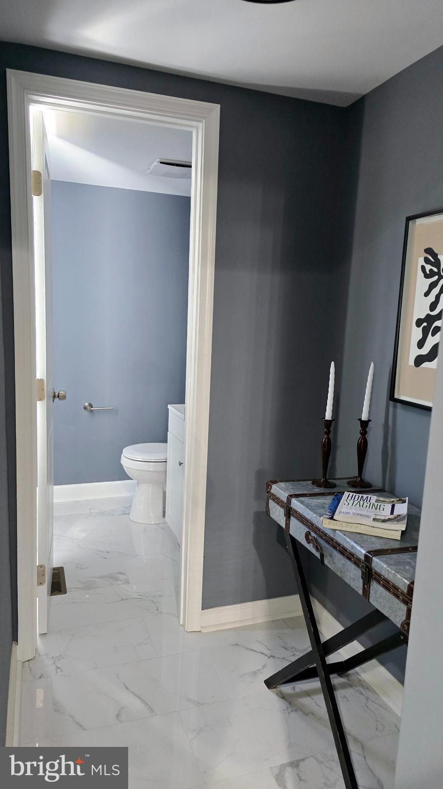 2902 Ridgewood Avenue Baltimore, MD 21215 - Photo 14 of 49 Gallery Image 14
