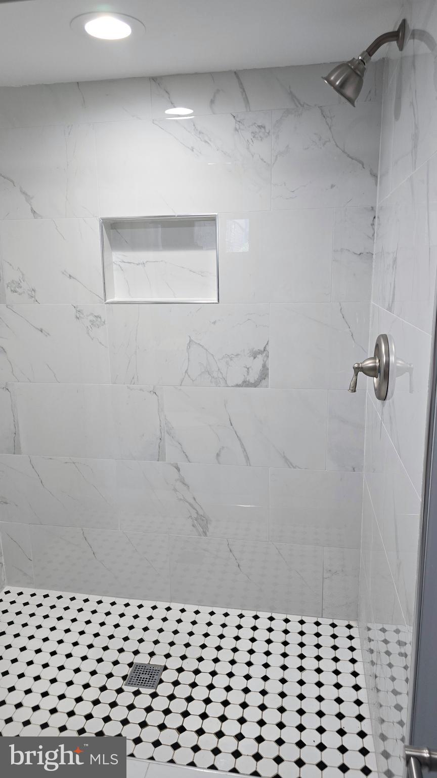 2902 Ridgewood Avenue Baltimore, MD 21215 - Photo 43 of 49 Gallery Image 43
