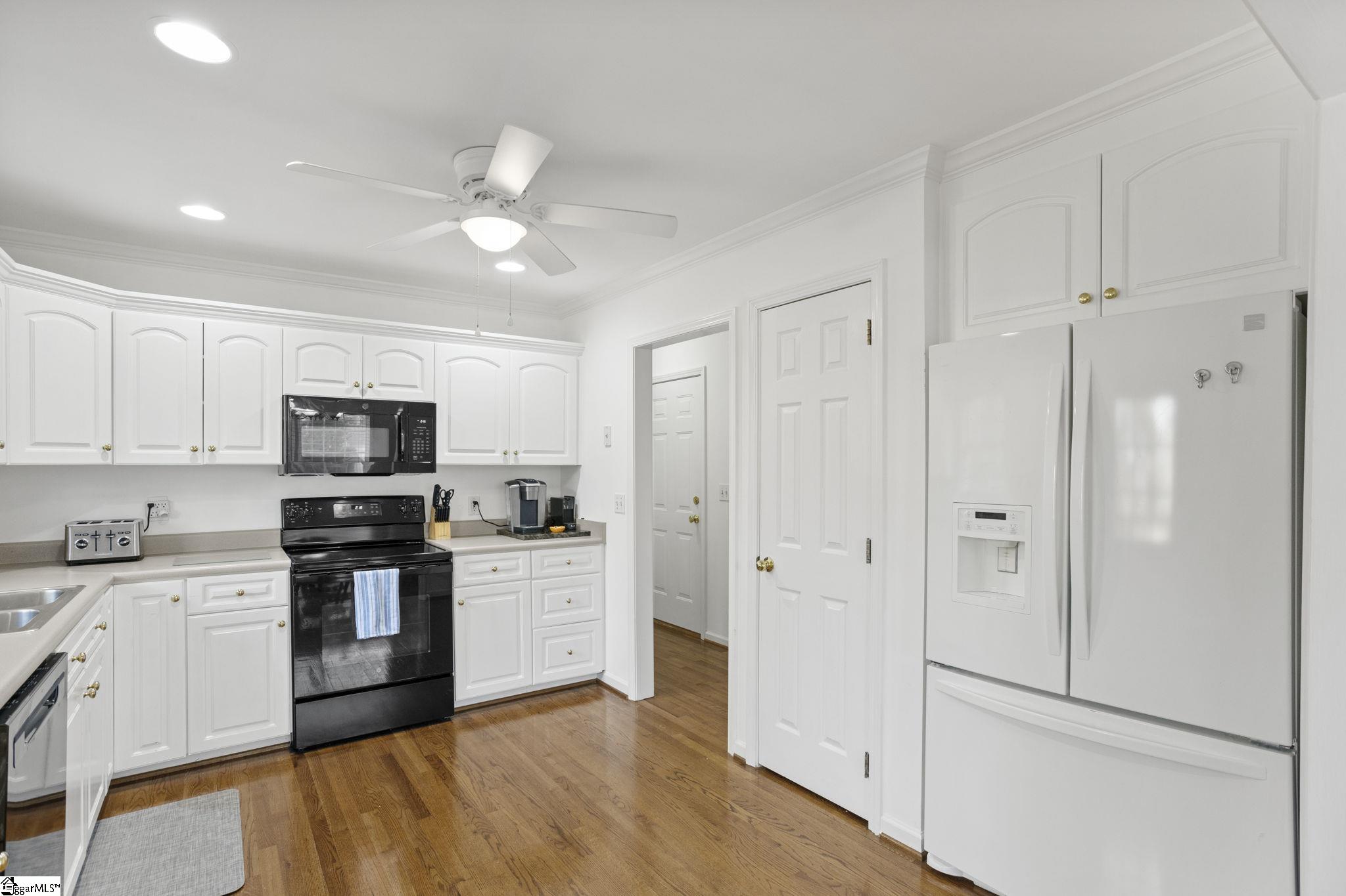 504 Ridgeway Court Easley, SC 29640 - Photo 14 of 31 Gallery Image 14