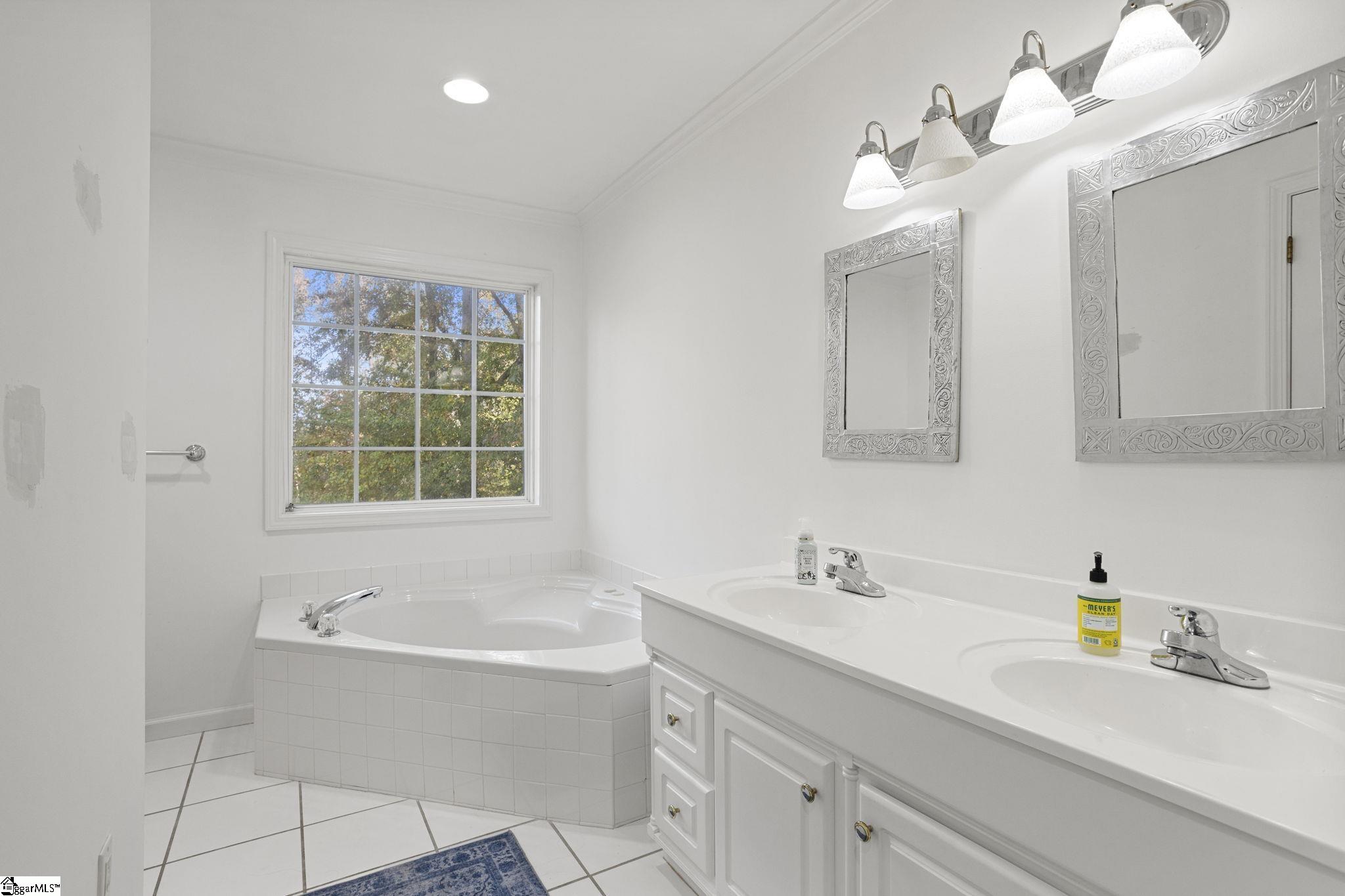 504 Ridgeway Court Easley, SC 29640 - Photo 18 of 31 Gallery Image 18