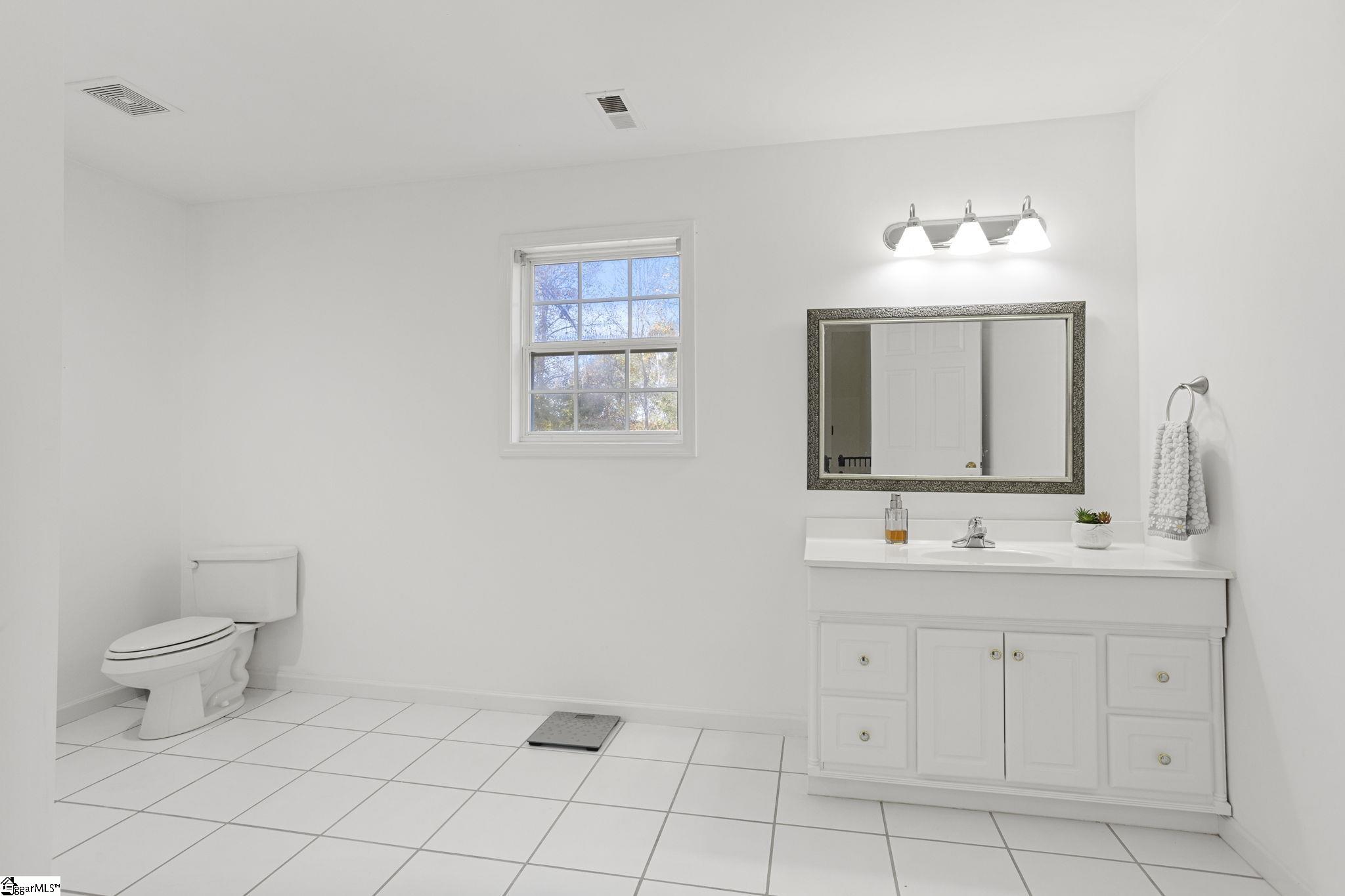 504 Ridgeway Court Easley, SC 29640 - Photo 23 of 31 Gallery Image 23