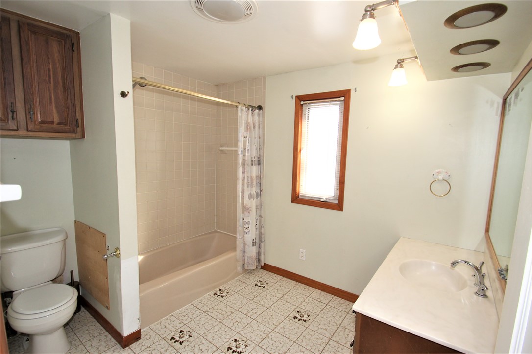 43 West Parkway Greece, NY 14616 - Photo 13 of 45 Main 1st floor full bath