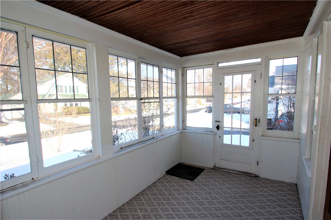 43 West Parkway Greece, NY 14616 - Photo 22 of 45 Apartment front porch