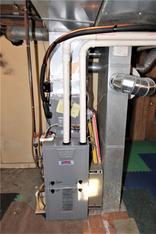 43 West Parkway Greece, NY 14616 - Photo 42 of 45 High Efficiency gas forced air furnace with centra