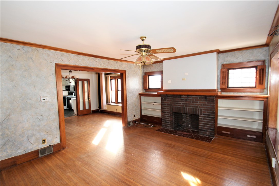 43 West Parkway Greece, NY 14616 - Photo 7 of 45 Main living room