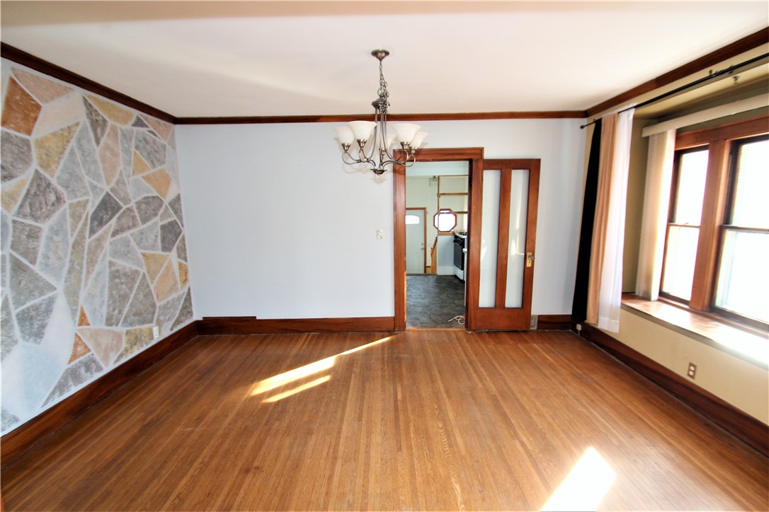 43 West Parkway Greece, NY 14616 - Photo 10 of 45 Main dining room with window seat