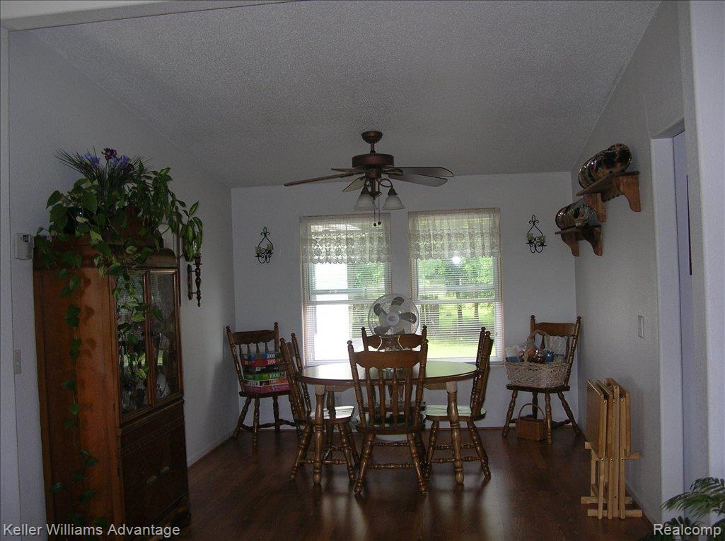 12233 James Road Carleton, MI 48117 - Photo 15 of 17 Copy of DSCN0485