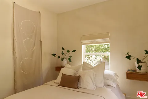 $1,150,000 | 404 North Avenue 52, Los Angeles, CA 90042