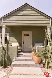$1,150,000 | 404 North Avenue 52, Los Angeles, CA 90042