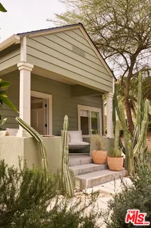 $1,150,000 | 404 North Avenue 52, Los Angeles, CA 90042