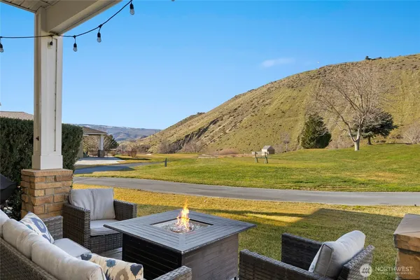 $599,999 | 23041 Sunserra Loop, Quincy, WA 98848