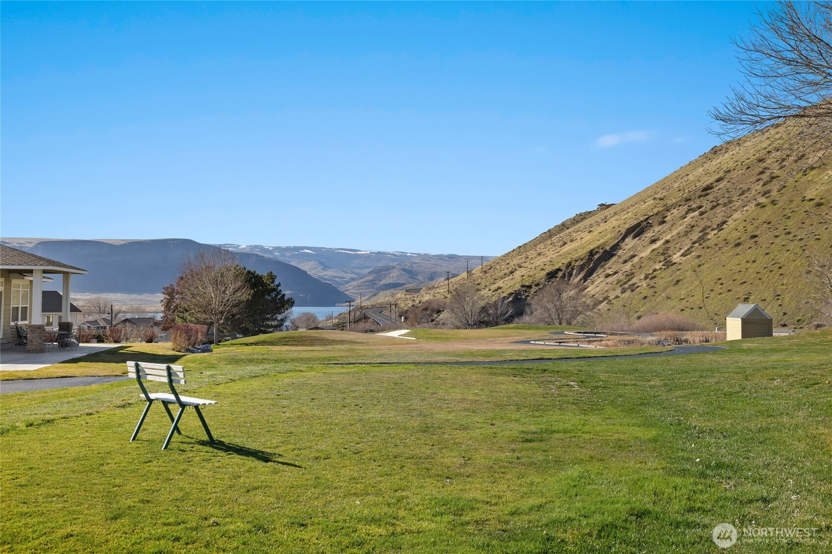 23041 Sunserra Loop Quincy, WA 98848 - Photo 33 of 38 a view of a swimming pool with a yard