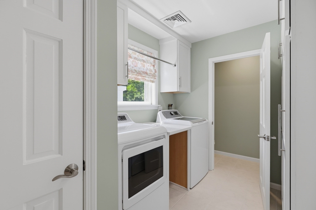 191 Ruggles Street Westborough, MA 01581 - Photo 18 of 42