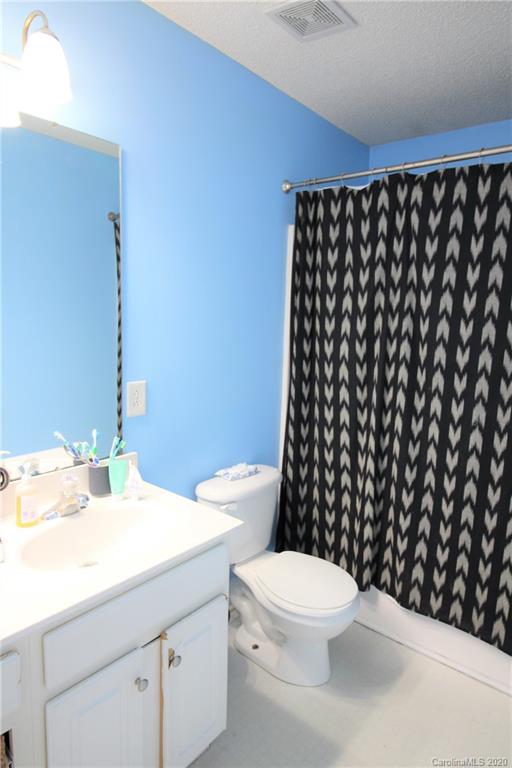 860 Raindrops Road Gastonia, NC 28054 - Photo 10 of 16 Gallery Image 10