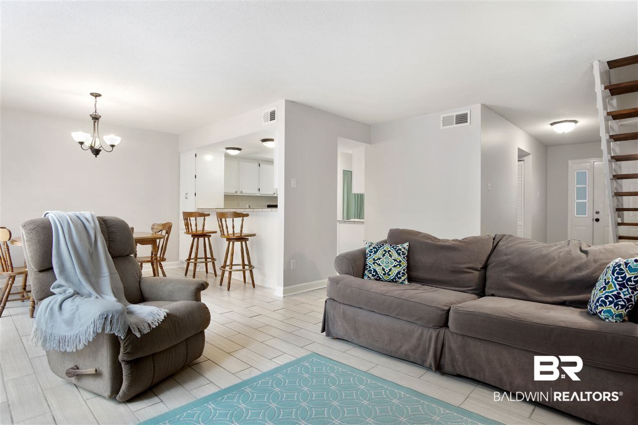 6701 Dickens Ferry Road, Unit 106 Mobile, AL 36608 - Photo 4 of 18