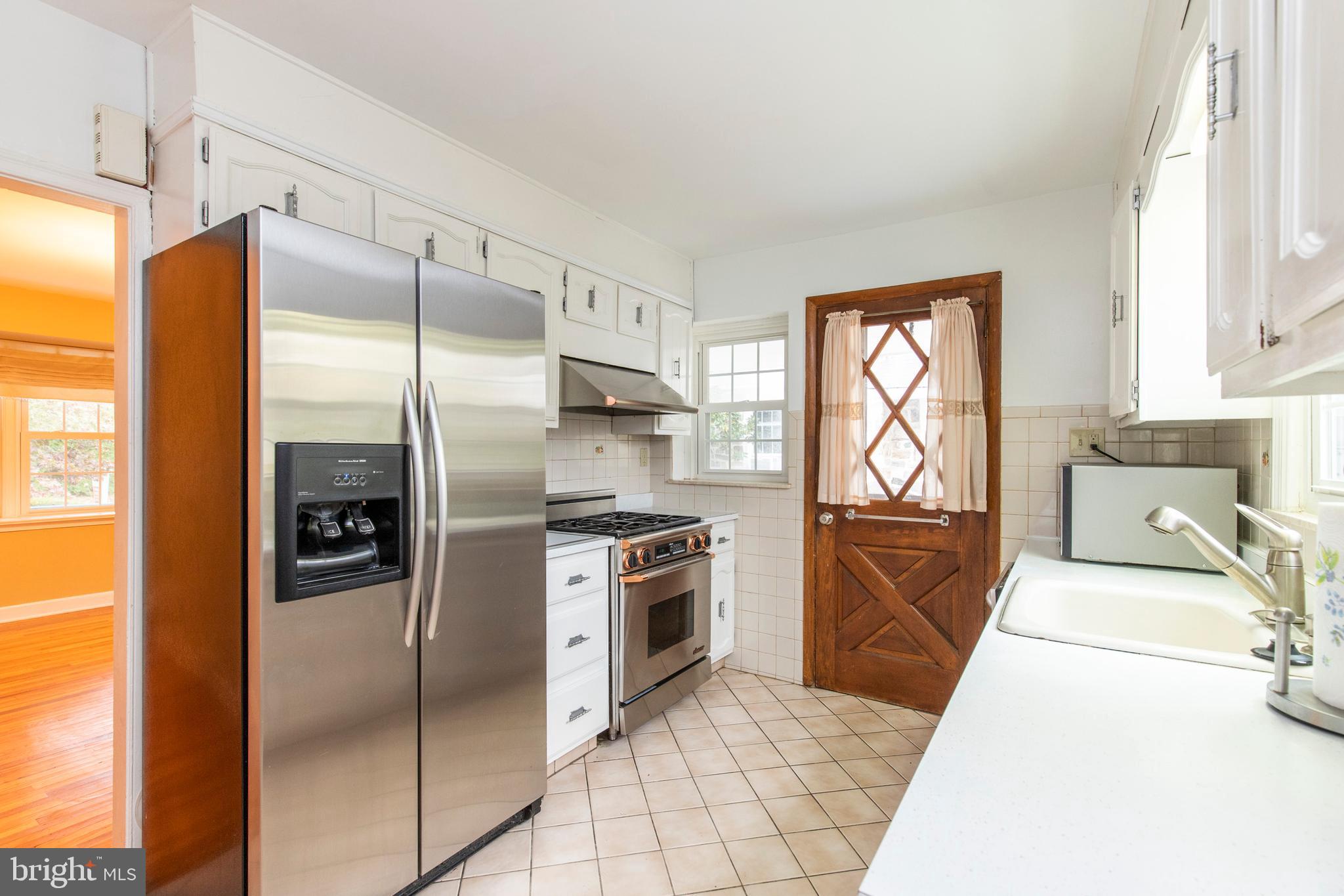 616 Haverford Road Havertown, PA 19083 - Photo 11 of 28 Gallery Image 11