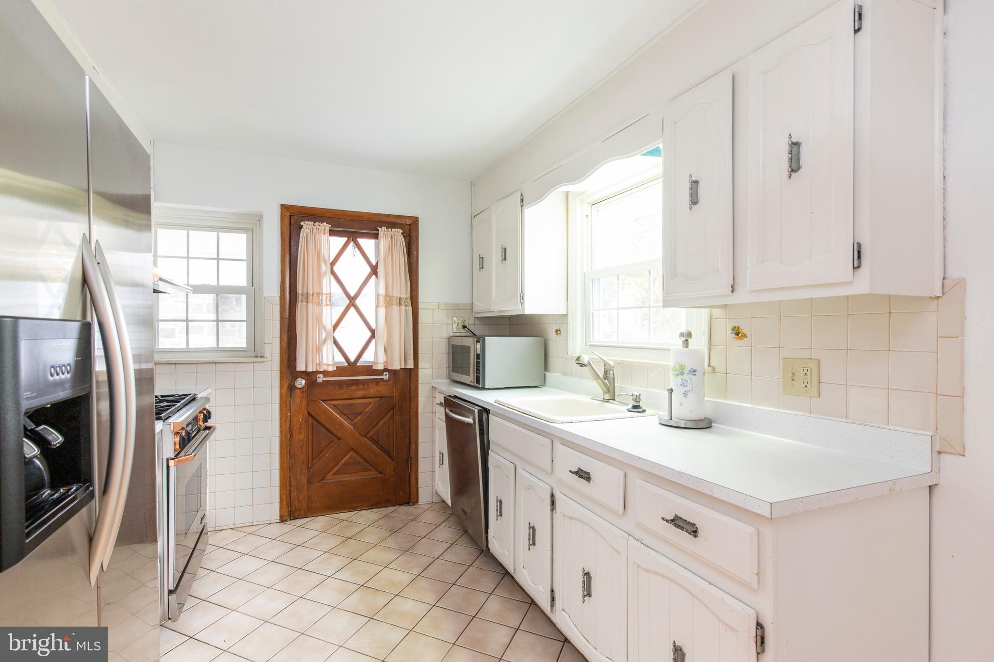 616 Haverford Road Havertown, PA 19083 - Photo 13 of 28 Gallery Image 13