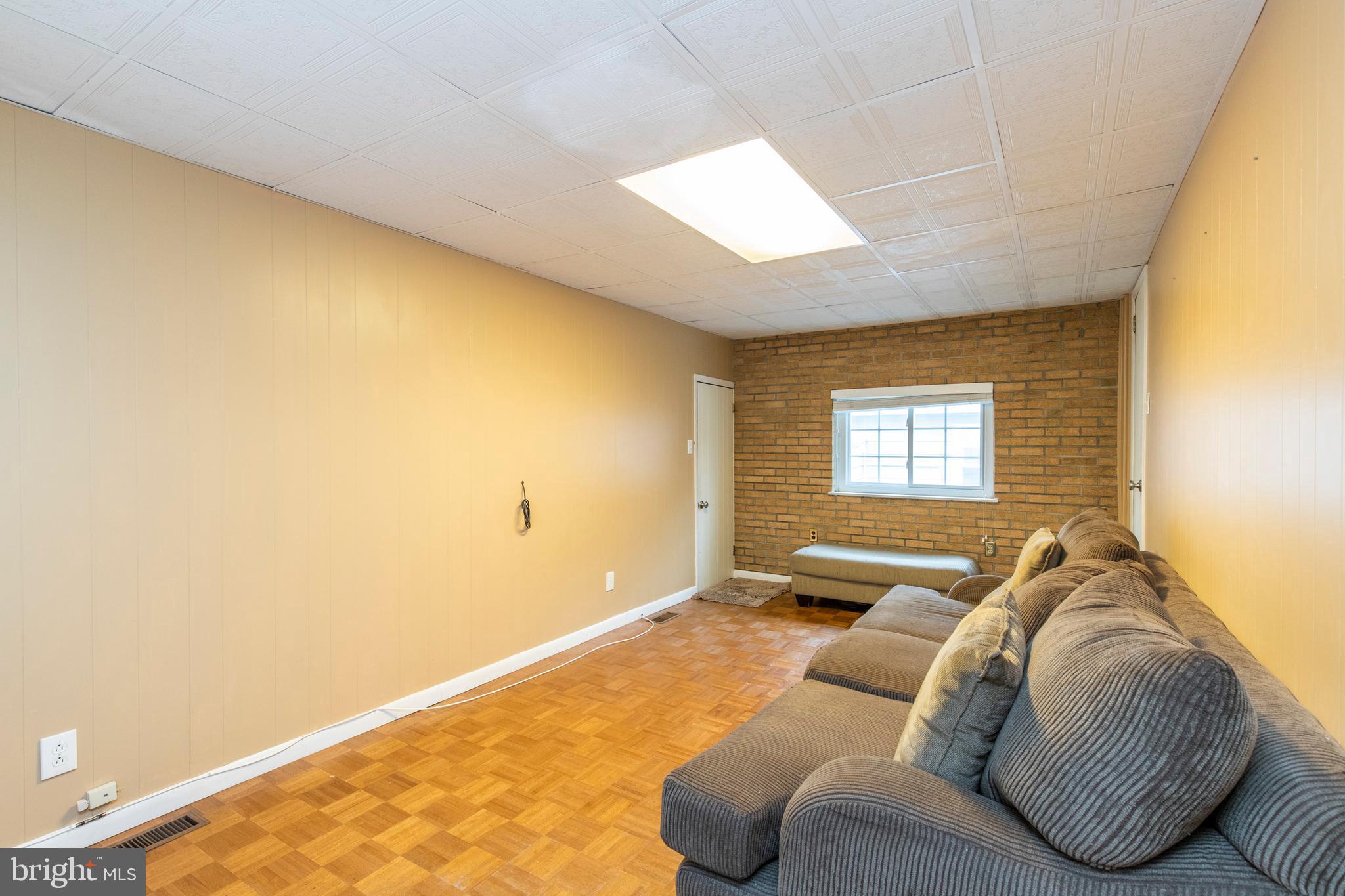 616 Haverford Road Havertown, PA 19083 - Photo 18 of 28 Gallery Image 18