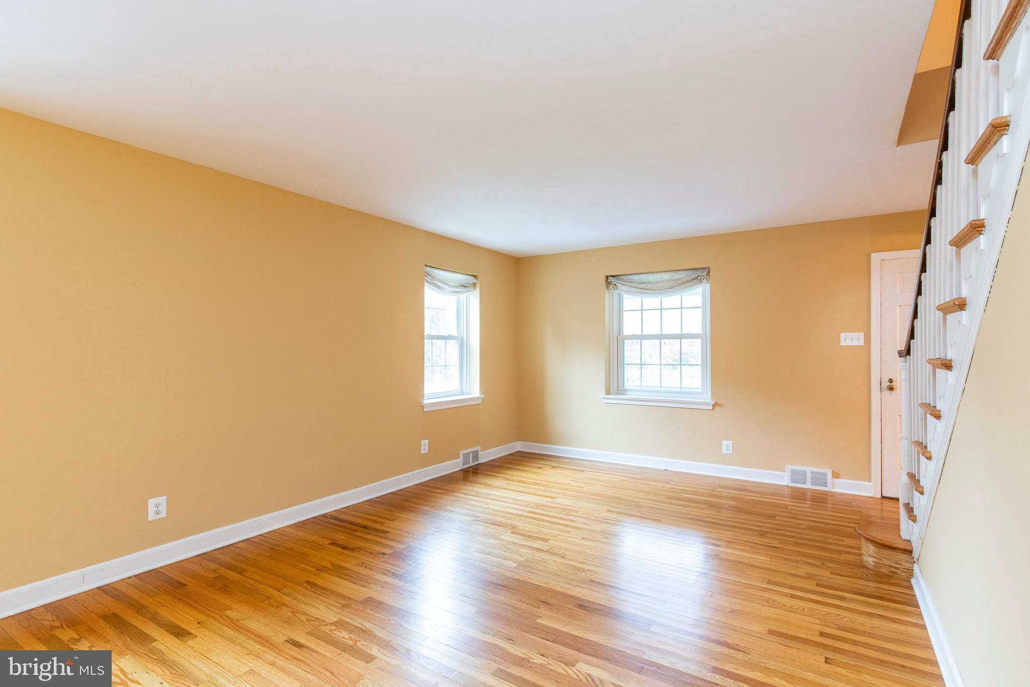 616 Haverford Road Havertown, PA 19083 - Photo 6 of 28 Gallery Image 6