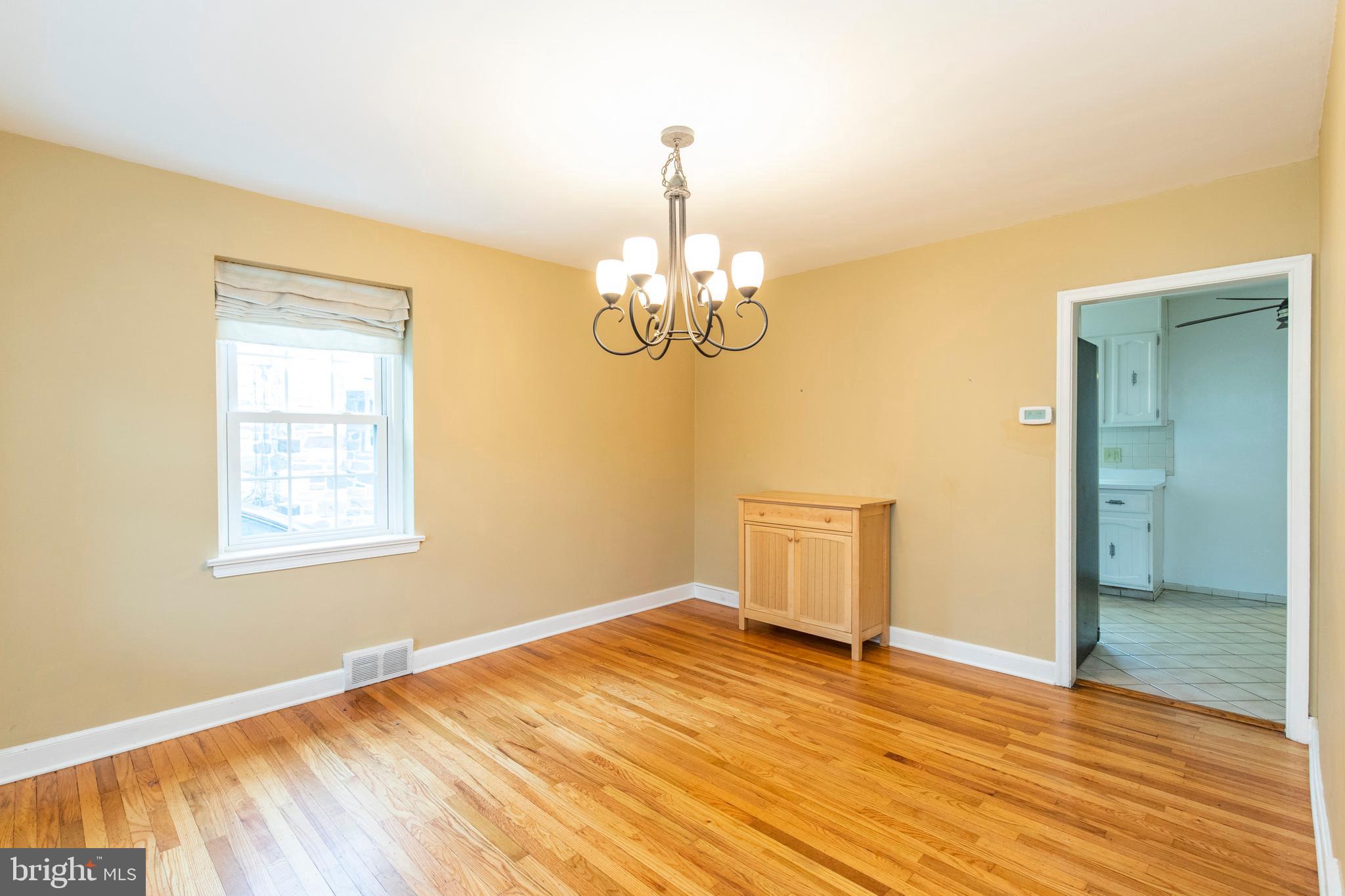 616 Haverford Road Havertown, PA 19083 - Photo 9 of 28 Gallery Image 9