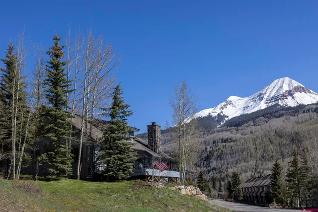 $1,849,000 | 102 Meadowview Drive, Durango, CO 81301