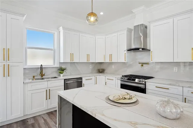 $390,000 | 3201 Corinne Drive, Chalmette, LA 70043