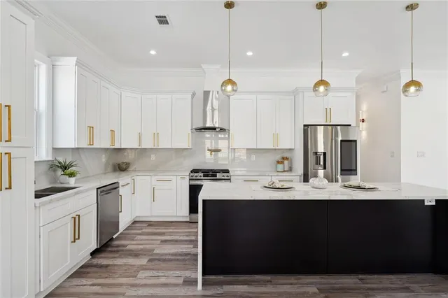 $390,000 | 3201 Corinne Drive, Chalmette, LA 70043