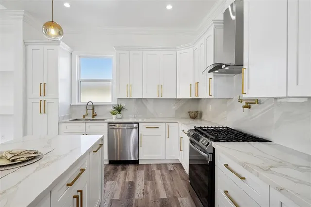 $390,000 | 3201 Corinne Drive, Chalmette, LA 70043