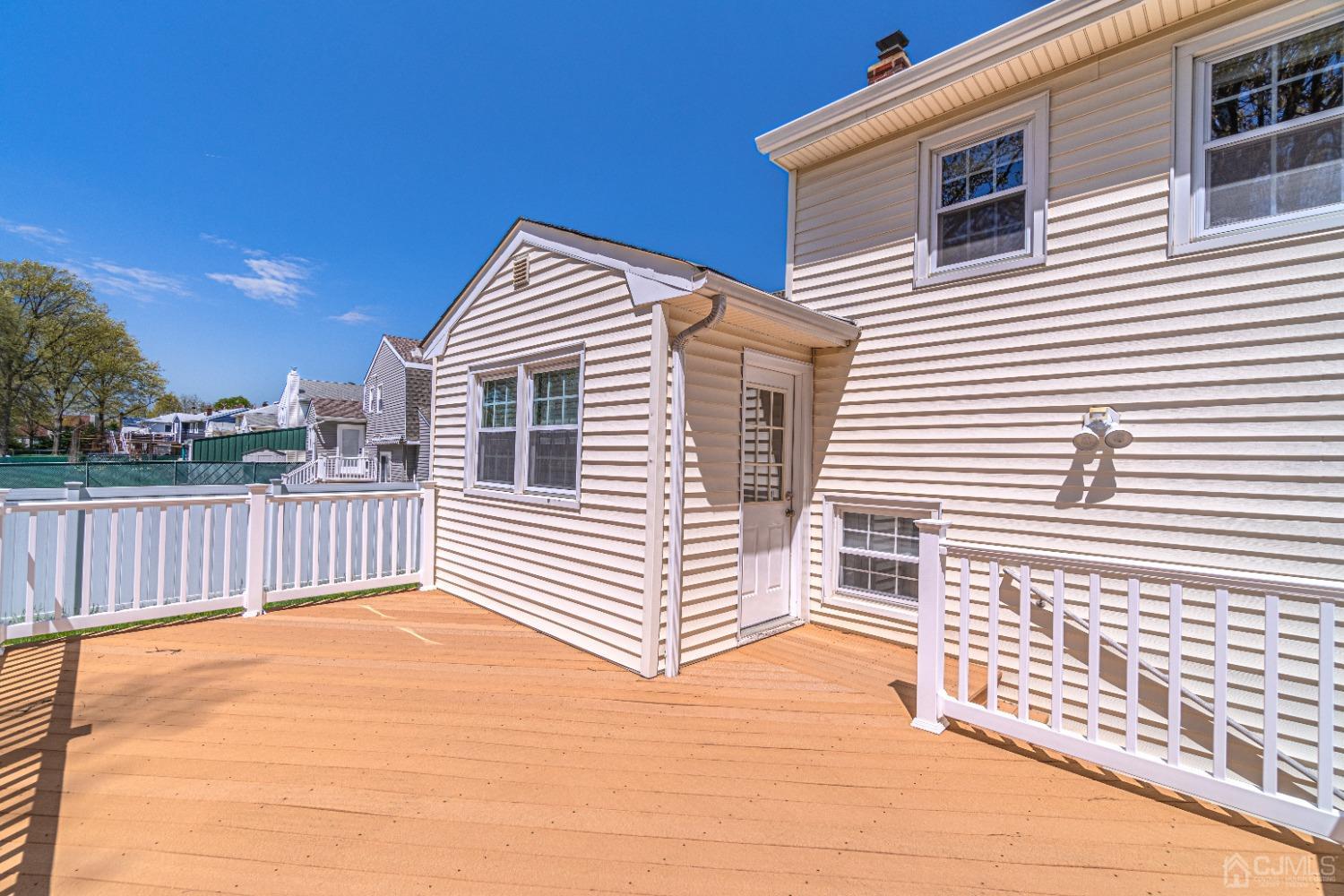 814 Curie Road North Brunswick, NJ 08902 - Photo 3 of 12