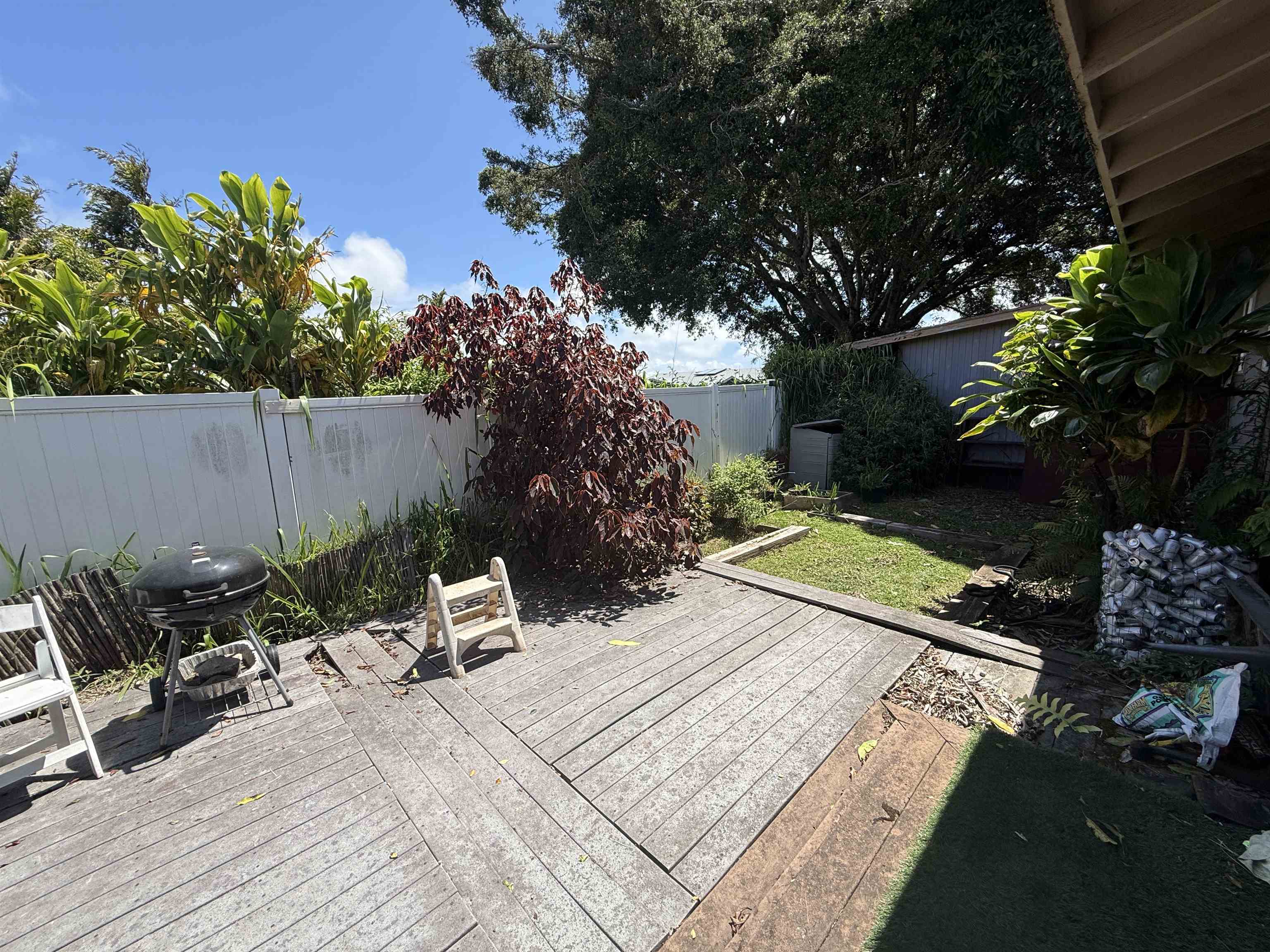 2615 Kaupakalua Road Haiku, HI 96708 - Photo 30 of 47 House 2 - Backyard