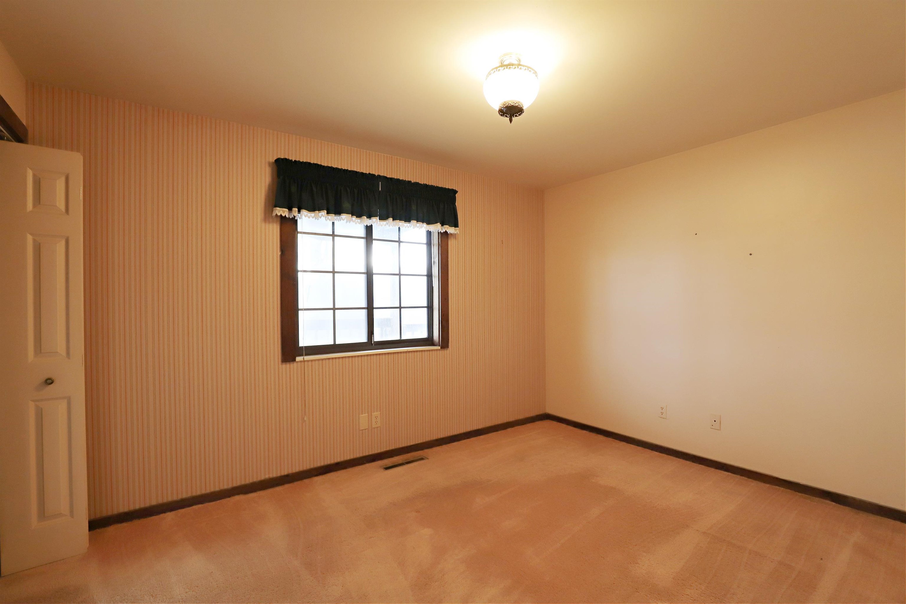 3388 Luce Road Flushing, MI 48433 - Photo 13 of 42