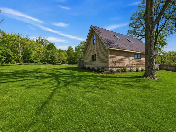 $524,999 | 19W681 109th Street, Lemont, IL 60439