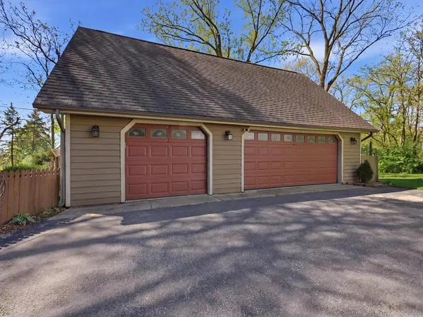 $524,999 | 19W681 109th Street, Lemont, IL 60439