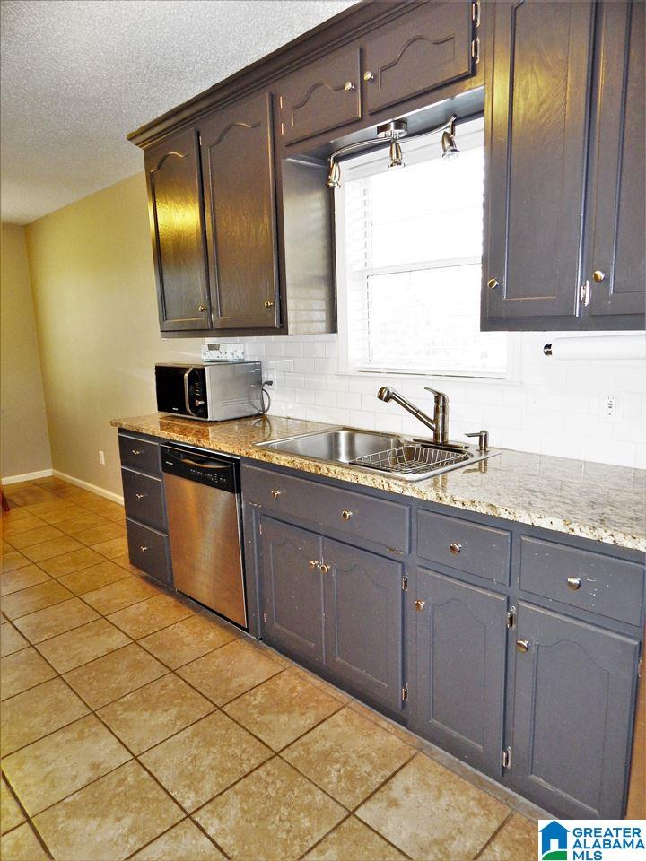 5014 Sunset Circle Pinson, AL 35126 - Photo 11 of 26