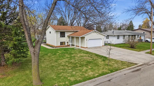 $319,900 | 1109 9th Street North, Moorhead, MN 56560