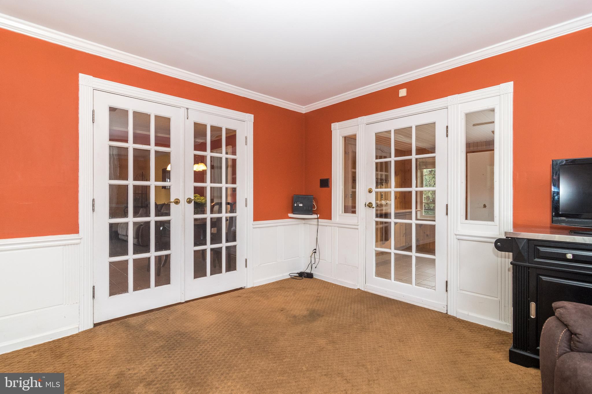 81 Harmony Road Levittown, PA 19056 - Photo 16 of 40 Gallery Image 16