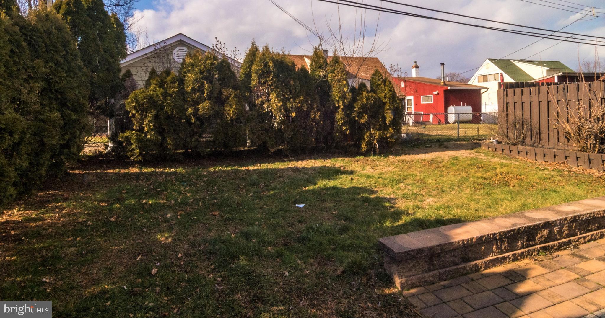 81 Harmony Road Levittown, PA 19056 - Photo 36 of 40 Gallery Image 36