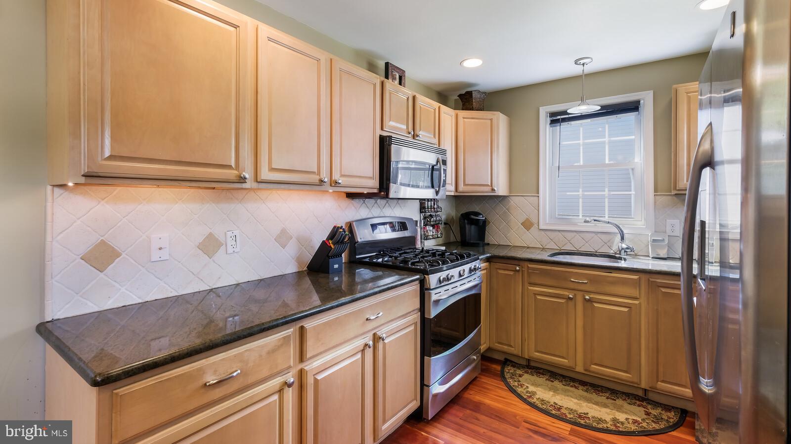 802 Cypress Road Warminster, PA 18974 - Photo 18 of 35 Gallery Image 18
