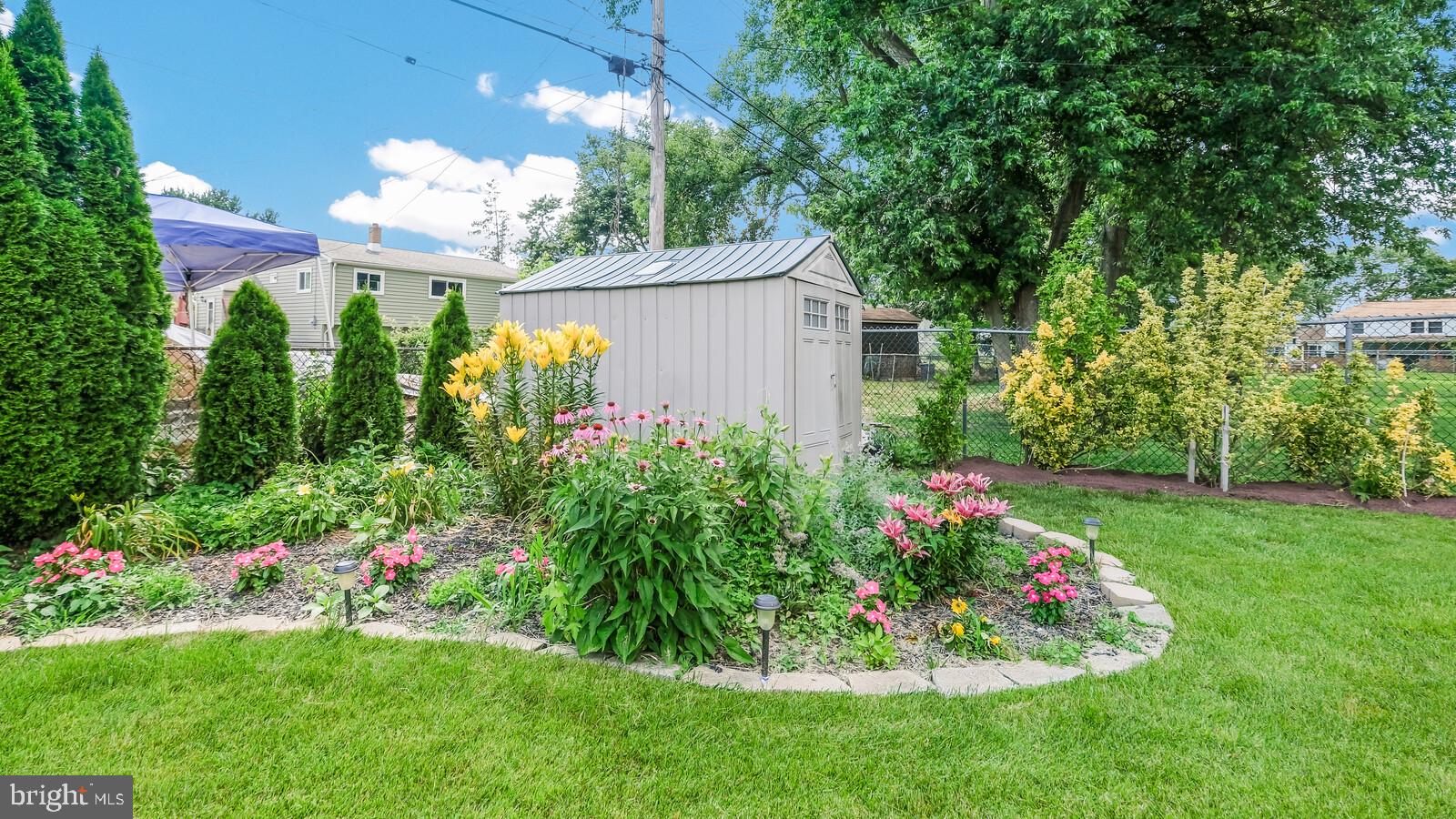 802 Cypress Road Warminster, PA 18974 - Photo 6 of 35 Gallery Image 6