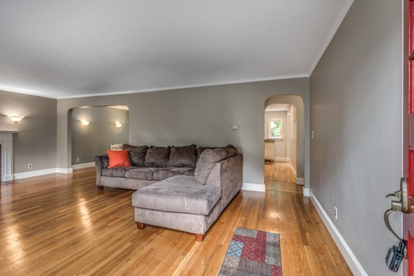36 Blantyre Road Malden, MA 02148 - Photo 4 of 29 Gallery Image 4