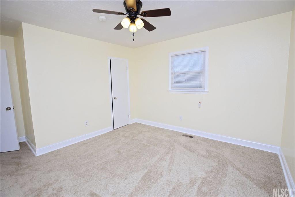 1901 Robinson Road Newton, NC 28658 - Photo 11 of 23 Gallery Image 11