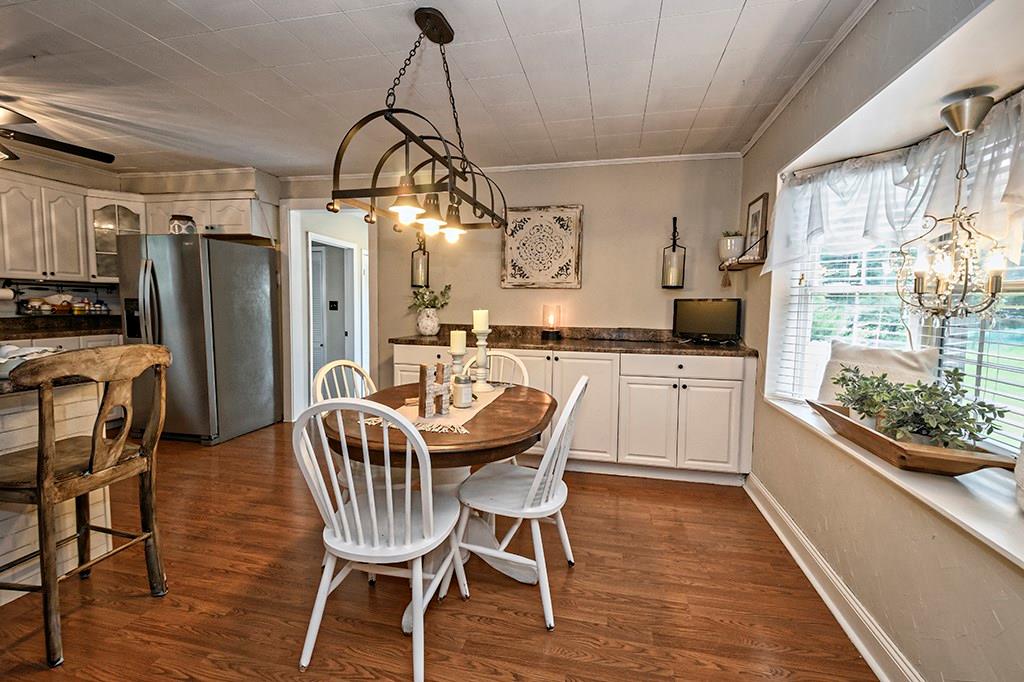 140 Logan Road Gibsonia, PA 15044 - Photo 6 of 21 Gallery Image 6