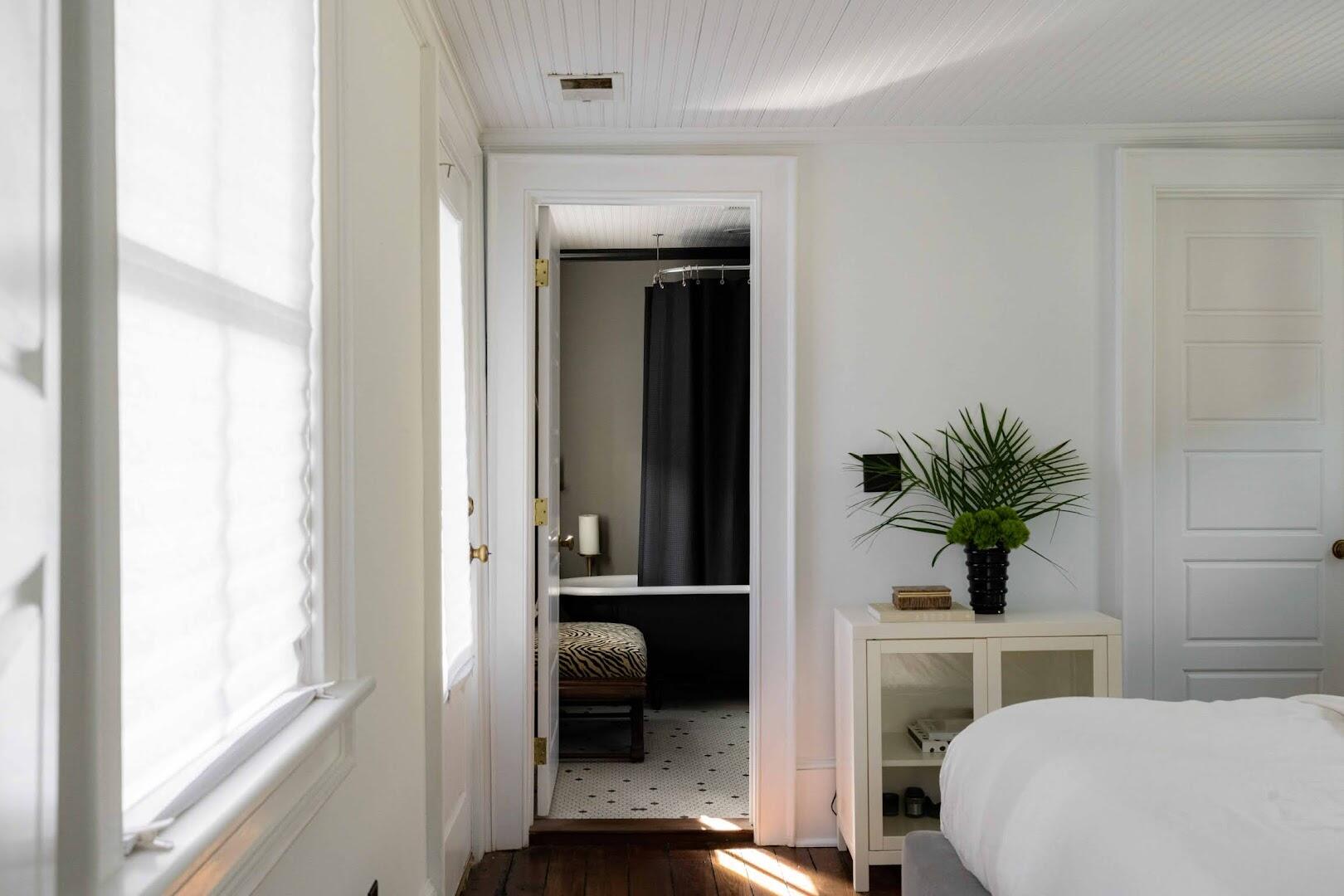 559 Rutledge Avenue Charleston, SC 29403 - Photo 23 of 35 559Rutledge_NickCannPhoto-45