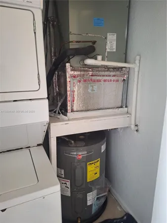 $2,250 | 6621 Winfield Boulevard, Unit 1, Margate, FL 33063