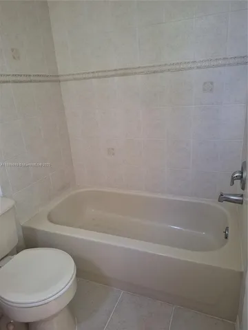 $2,300 | 6621 Winfield Boulevard, Unit 1, Margate, FL 33063