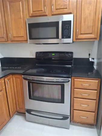 $2,250 | 6621 Winfield Boulevard, Unit 1, Margate, FL 33063