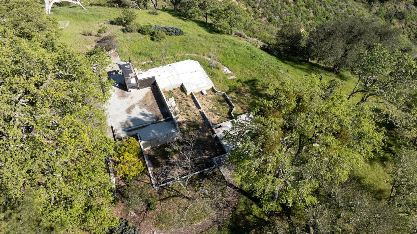 34994 Sky Ranch Road Carmel Valley, CA 93924 - Photo 15 of 36 Gallery Image 15