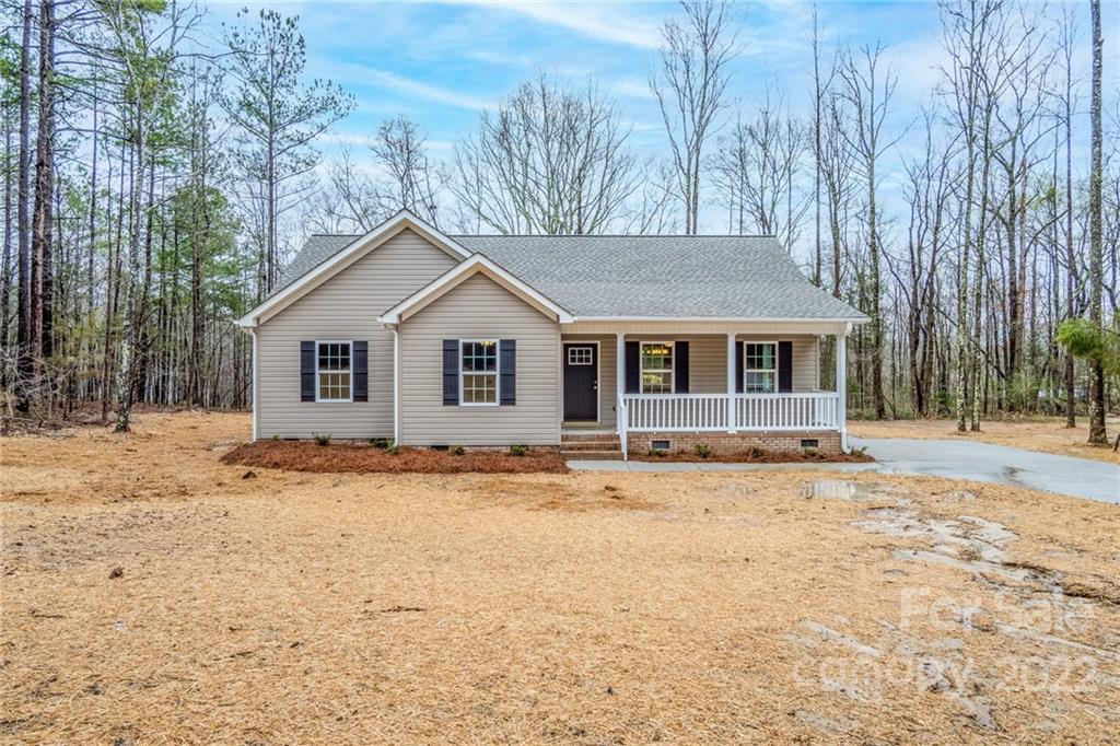 3721 Hamilton Road Edgemoor, SC 29712 - Photo 1 of 32 Gallery Image 1